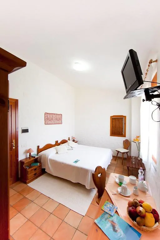كاستياداس Hotel S'Obreschida